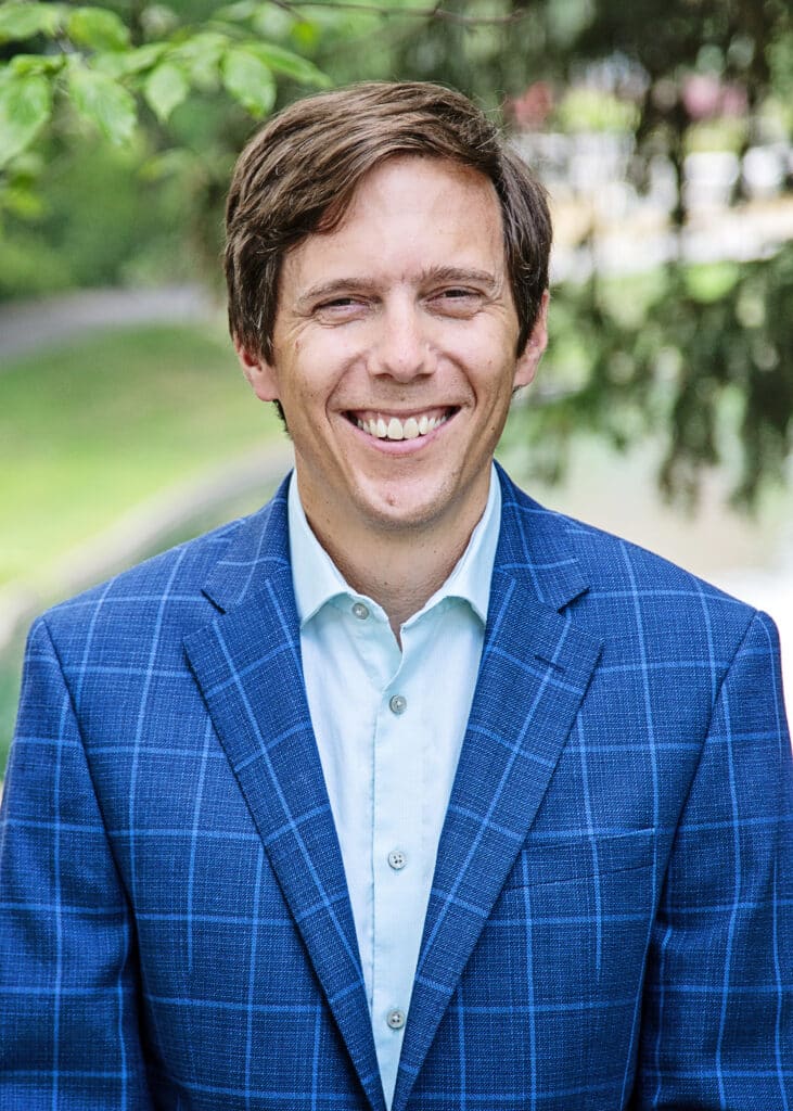 Portrait of Todd Chassee